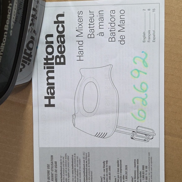 Hamilton Beach Black Hand Mixer with Storage Case Model 62692 - Picture 2 of 8